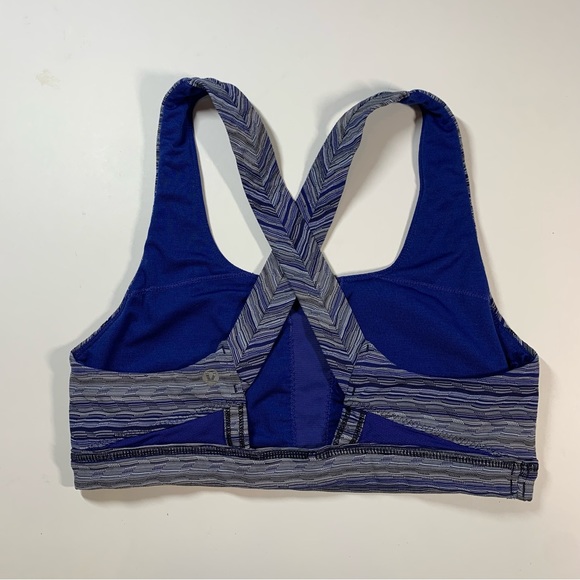 Size 8 Lululemon blue pattern thick straps X back all sport sports bra - Picture 8 of 15